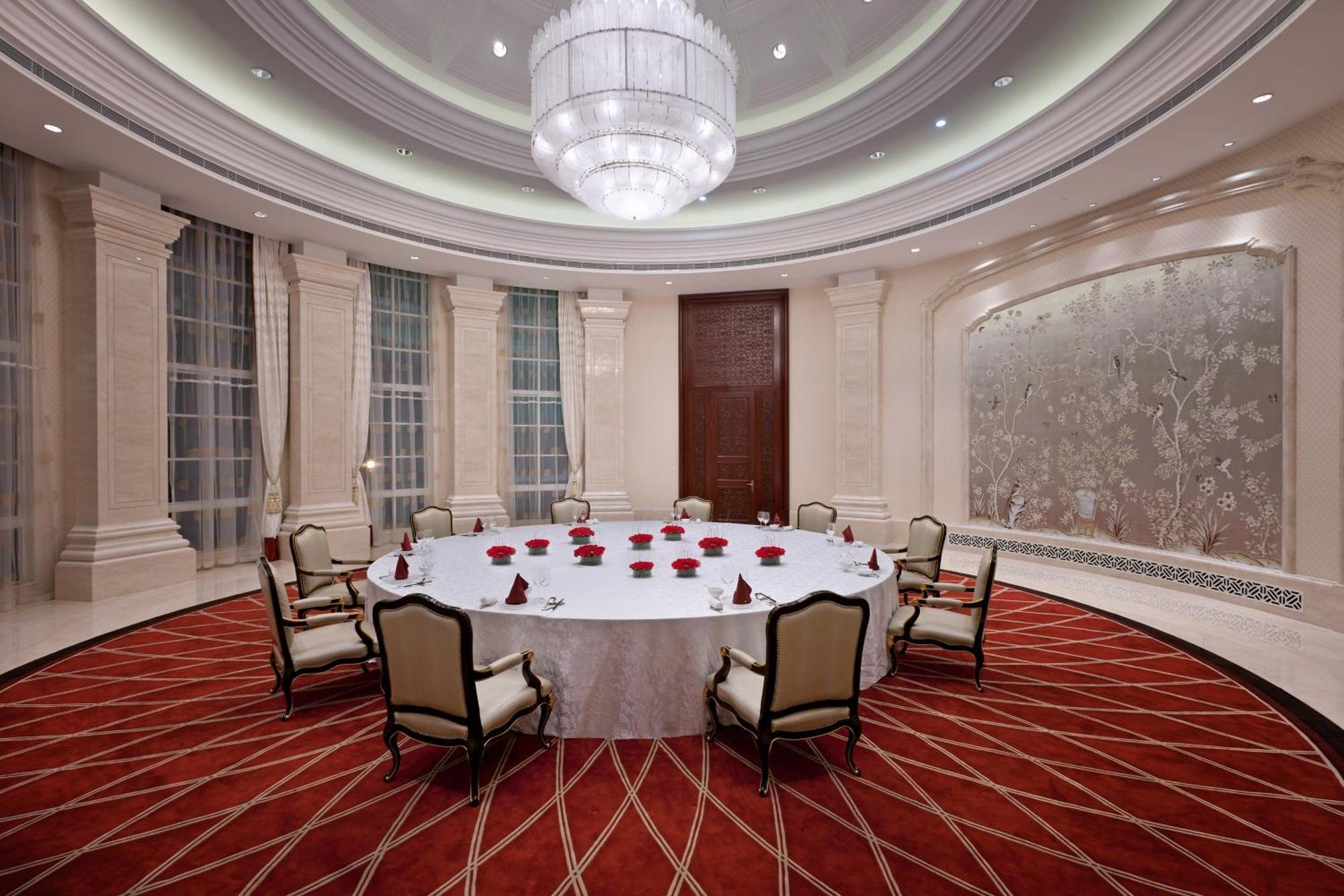 Sheraton Changzhou Wujin Hotel Exterior photo