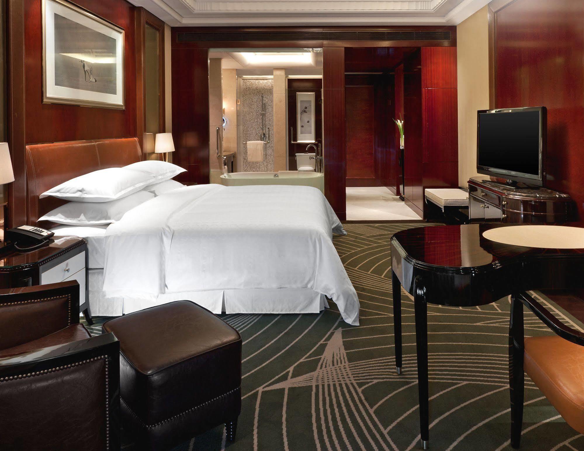 Sheraton Changzhou Wujin Hotel Exterior photo